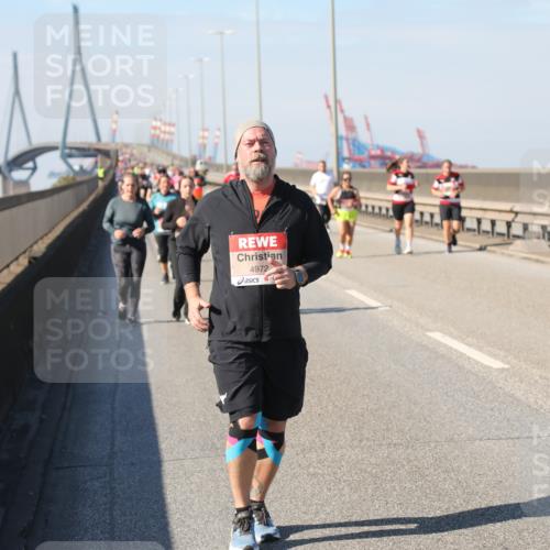 03.10.2025 - Köhlbrandbrückenlauf Yannick Fuchs http://msf.ph/oto/9191099 03.10.2025 12:11:20 Position 3 4972 meine-sportfotos.de