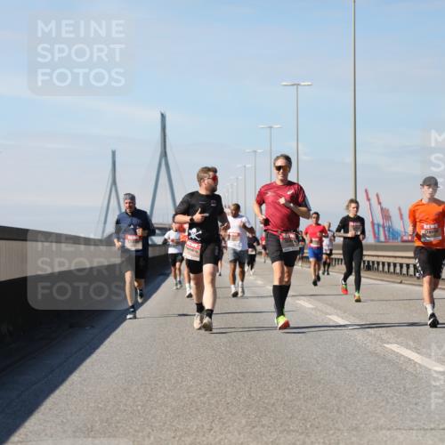 03.10.2025 - Köhlbrandbrückenlauf Yannick Fuchs http://msf.ph/oto/9191105 03.10.2025 11:51:38 Position 3  meine-sportfotos.de