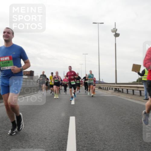 03.10.2025 - Köhlbrandbrückenlauf Matties Gatica Varas http://msf.ph/oto/9191111 03.10.2025 16:04:55 Position 3 7711 meine-sportfotos.de