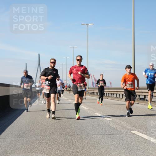 03.10.2025 - Köhlbrandbrückenlauf Yannick Fuchs http://msf.ph/oto/9191119 03.10.2025 11:51:39 Position 3  meine-sportfotos.de