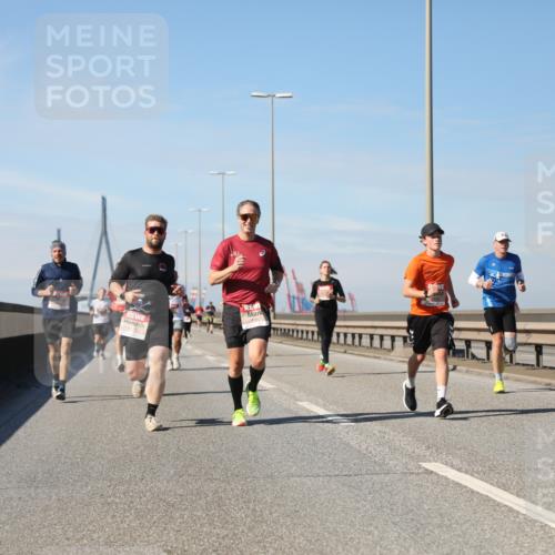 03.10.2025 - Köhlbrandbrückenlauf Yannick Fuchs http://msf.ph/oto/9191122 03.10.2025 11:51:39 Position 3  meine-sportfotos.de