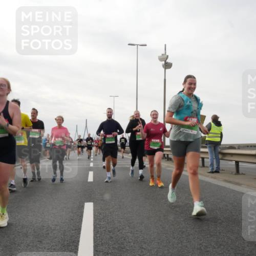 03.10.2025 - Köhlbrandbrückenlauf Matties Gatica Varas http://msf.ph/oto/9191124 03.10.2025 16:04:58 Position 3 7801 meine-sportfotos.de
