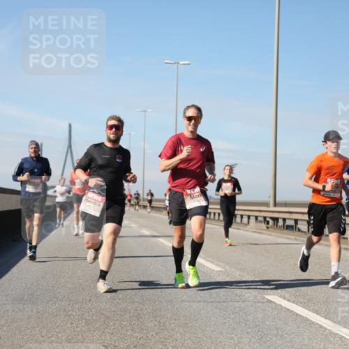 03.10.2025 - Köhlbrandbrückenlauf Yannick Fuchs http://msf.ph/oto/9191132 03.10.2025 11:51:40 Position 3 602 meine-sportfotos.de