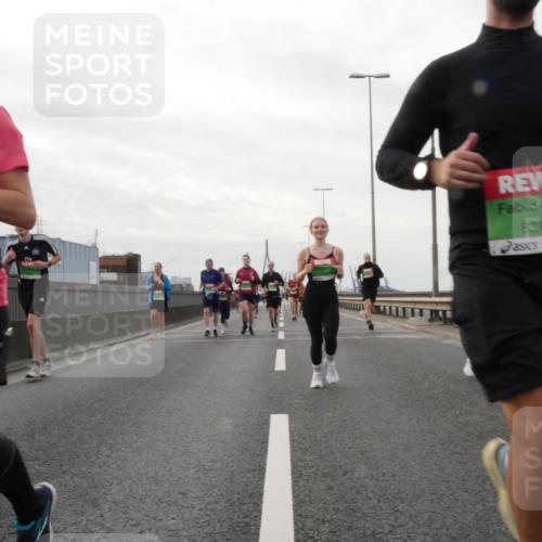 03.10.2025 - Köhlbrandbrückenlauf Matties Gatica Varas http://msf.ph/oto/9191133 03.10.2025 16:05:01 Position 3 25, 8949 meine-sportfotos.de