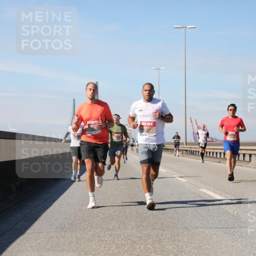 03.10.2025 - Köhlbrandbrückenlauf Yannick Fuchs http://msf.ph/oto/9191162 03.10.2025 11:51:43 Position 3  meine-sportfotos.de