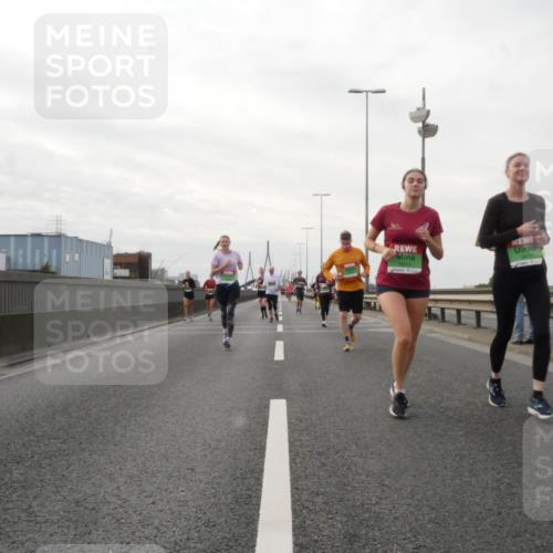 03.10.2025 - Köhlbrandbrückenlauf Matties Gatica Varas http://msf.ph/oto/9191167 03.10.2025 16:05:08 Position 3 9413 meine-sportfotos.de