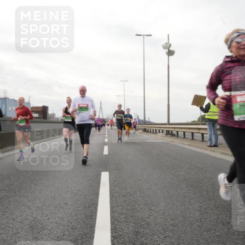 03.10.2025 - Köhlbrandbrückenlauf Matties Gatica Varas http://msf.ph/oto/9191191 03.10.2025 16:05:13 Position 3  meine-sportfotos.de