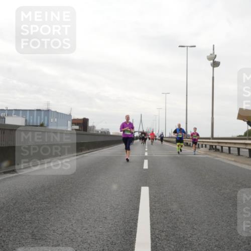 03.10.2025 - Köhlbrandbrückenlauf Matties Gatica Varas http://msf.ph/oto/9191211 03.10.2025 16:05:18 Position 3  meine-sportfotos.de