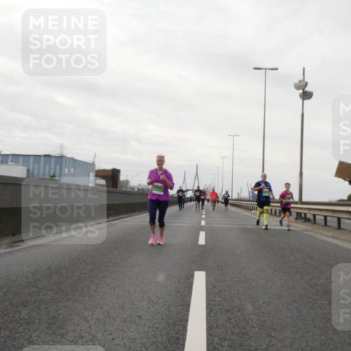 03.10.2025 - Köhlbrandbrückenlauf Matties Gatica Varas http://msf.ph/oto/9191215 03.10.2025 16:05:19 Position 3  meine-sportfotos.de