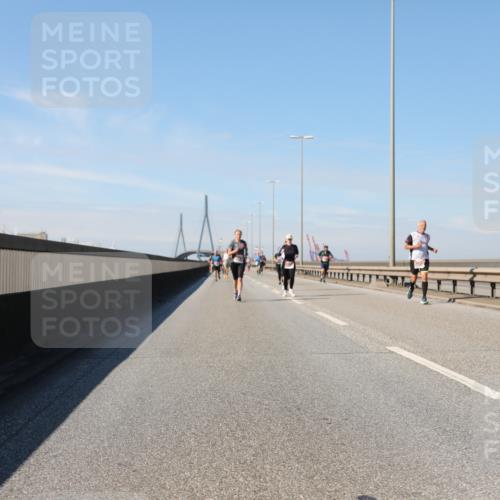 03.10.2025 - Köhlbrandbrückenlauf Yannick Fuchs http://msf.ph/oto/9191227 03.10.2025 11:51:49 Position 3  meine-sportfotos.de