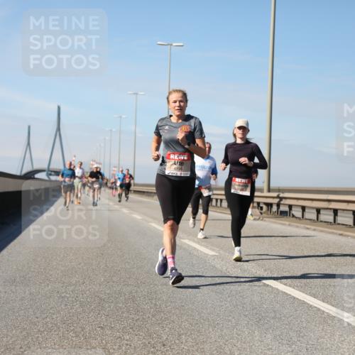 03.10.2025 - Köhlbrandbrückenlauf Yannick Fuchs http://msf.ph/oto/9191259 03.10.2025 11:51:52 Position 3 4196, 6572 meine-sportfotos.de
