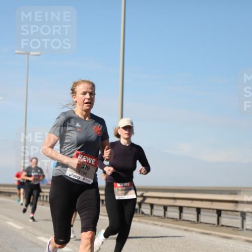 03.10.2025 - Köhlbrandbrückenlauf Yannick Fuchs http://msf.ph/oto/9191262 03.10.2025 11:51:52 Position 3 4196 meine-sportfotos.de