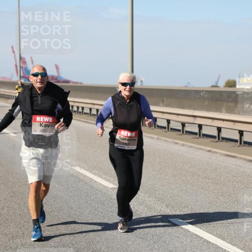 03.10.2025 - Köhlbrandbrückenlauf Yannick Fuchs http://msf.ph/oto/9191272 03.10.2025 12:11:52 Position 3 5305, 5420 meine-sportfotos.de