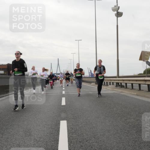 03.10.2025 - Köhlbrandbrückenlauf Matties Gatica Varas http://msf.ph/oto/9191288 03.10.2025 16:05:38 Position 3  meine-sportfotos.de