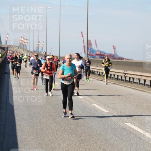 03.10.2025 - Köhlbrandbrückenlauf Yannick Fuchs http://msf.ph/oto/9191312 03.10.2025 12:11:56 Position 3  meine-sportfotos.de