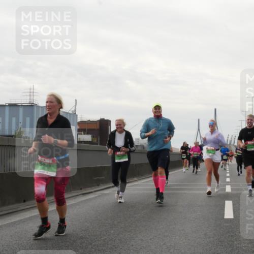 03.10.2025 - Köhlbrandbrückenlauf Matties Gatica Varas http://msf.ph/oto/9191313 03.10.2025 16:05:44 Position 3 8166 meine-sportfotos.de