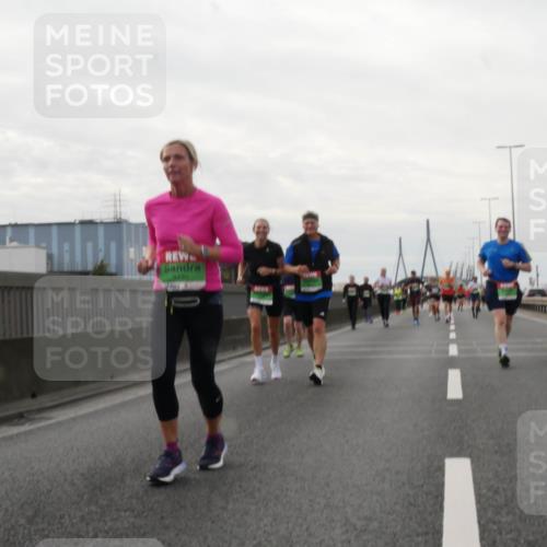 03.10.2025 - Köhlbrandbrückenlauf Matties Gatica Varas http://msf.ph/oto/9191352 03.10.2025 16:05:53 Position 3  meine-sportfotos.de
