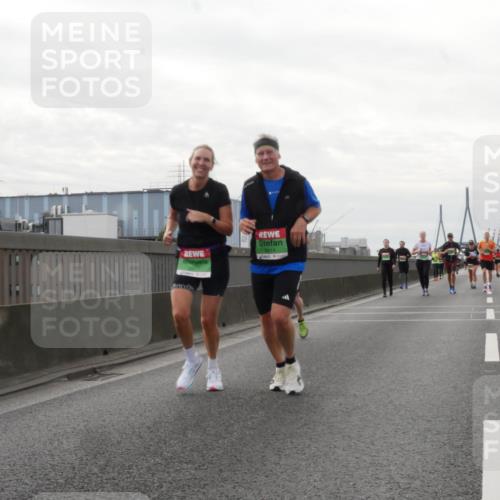 03.10.2025 - Köhlbrandbrückenlauf Matties Gatica Varas http://msf.ph/oto/9191357 03.10.2025 16:05:55 Position 3 8914 meine-sportfotos.de