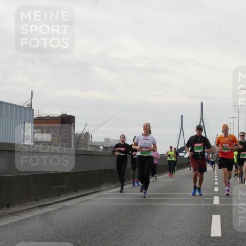 03.10.2025 - Köhlbrandbrückenlauf Matties Gatica Varas http://msf.ph/oto/9191366 03.10.2025 16:05:58 Position 3  meine-sportfotos.de