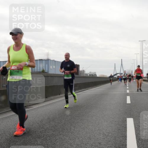 03.10.2025 - Köhlbrandbrückenlauf Matties Gatica Varas http://msf.ph/oto/9191414 03.10.2025 16:06:11 Position 3 8223 meine-sportfotos.de