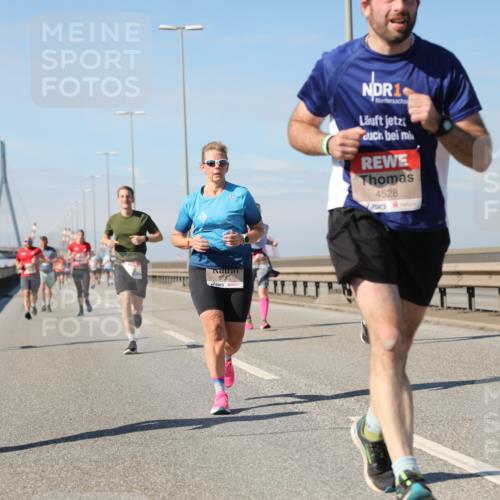 03.10.2025 - Köhlbrandbrückenlauf Yannick Fuchs http://msf.ph/oto/9191415 03.10.2025 11:52:07 Position 3 5753, 1, 4528 meine-sportfotos.de