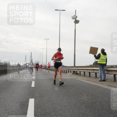 03.10.2025 - Köhlbrandbrückenlauf Matties Gatica Varas http://msf.ph/oto/9191426 03.10.2025 16:06:14 Position 3  meine-sportfotos.de