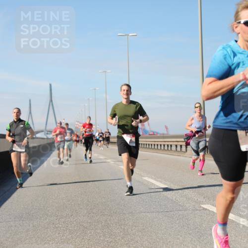 03.10.2025 - Köhlbrandbrückenlauf Yannick Fuchs http://msf.ph/oto/9191436 03.10.2025 11:52:09 Position 3 5753 meine-sportfotos.de