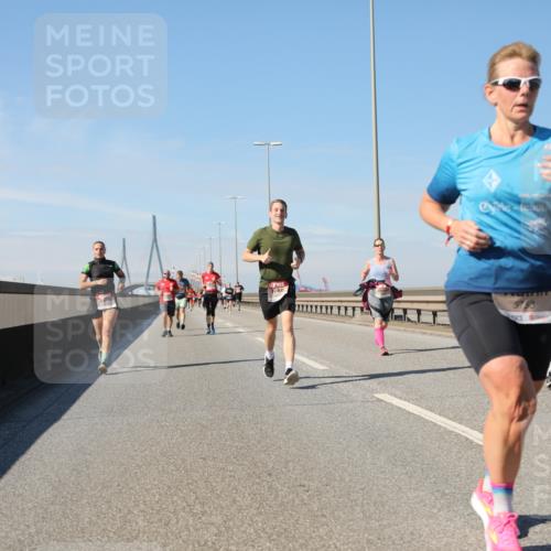 03.10.2025 - Köhlbrandbrückenlauf Yannick Fuchs http://msf.ph/oto/9191439 03.10.2025 11:52:09 Position 3 5758 meine-sportfotos.de