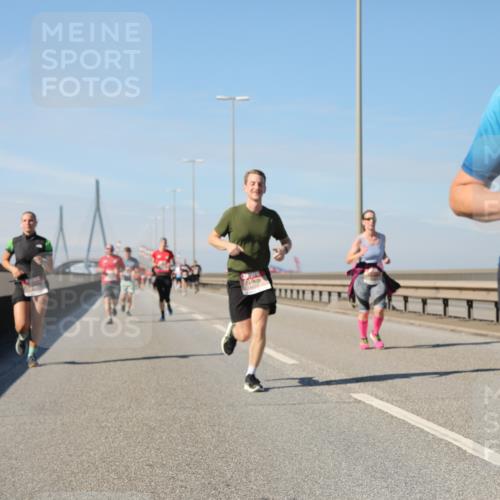 03.10.2025 - Köhlbrandbrückenlauf Yannick Fuchs http://msf.ph/oto/9191442 03.10.2025 11:52:09 Position 3 5753 meine-sportfotos.de