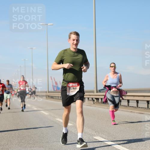 03.10.2025 - Köhlbrandbrückenlauf Yannick Fuchs http://msf.ph/oto/9191447 03.10.2025 11:52:10 Position 3 4614 meine-sportfotos.de