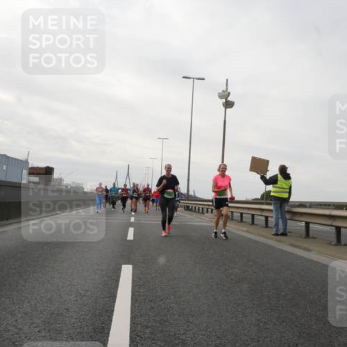 03.10.2025 - Köhlbrandbrückenlauf Matties Gatica Varas http://msf.ph/oto/9191448 03.10.2025 16:06:23 Position 3  meine-sportfotos.de