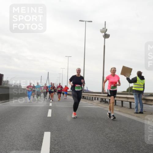 03.10.2025 - Köhlbrandbrückenlauf Matties Gatica Varas http://msf.ph/oto/9191450 03.10.2025 16:06:23 Position 3  meine-sportfotos.de