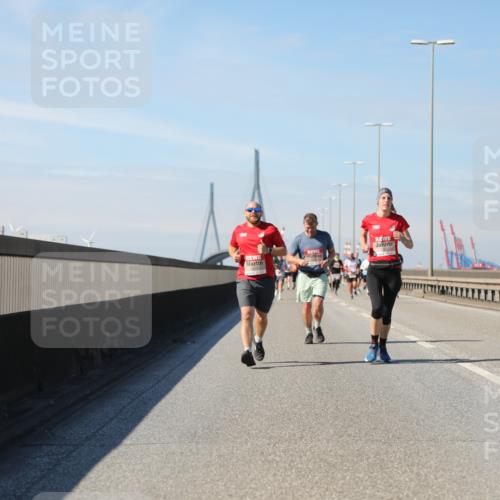 03.10.2025 - Köhlbrandbrückenlauf Yannick Fuchs http://msf.ph/oto/9191469 03.10.2025 11:52:12 Position 3  meine-sportfotos.de