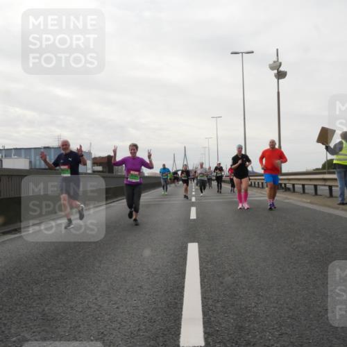 03.10.2025 - Köhlbrandbrückenlauf Matties Gatica Varas http://msf.ph/oto/9191489 03.10.2025 16:06:32 Position 3  meine-sportfotos.de