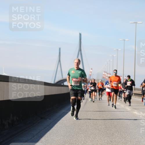 03.10.2025 - Köhlbrandbrückenlauf Yannick Fuchs http://msf.ph/oto/9191513 03.10.2025 11:52:20 Position 3  meine-sportfotos.de