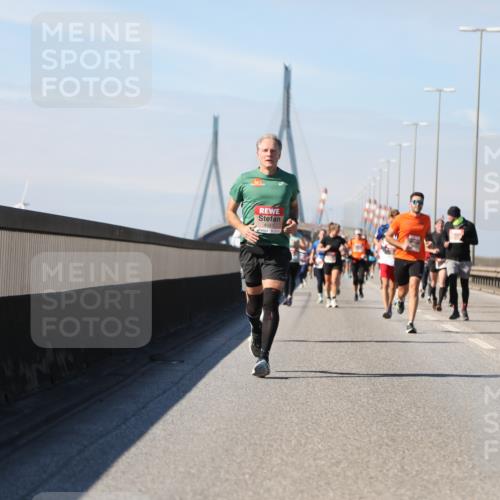 03.10.2025 - Köhlbrandbrückenlauf Yannick Fuchs http://msf.ph/oto/9191518 03.10.2025 11:52:20 Position 3 4837 meine-sportfotos.de