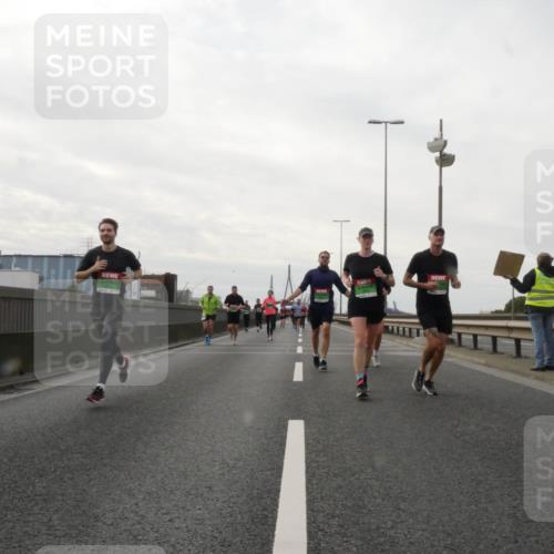 03.10.2025 - Köhlbrandbrückenlauf Matties Gatica Varas http://msf.ph/oto/9191539 03.10.2025 16:06:42 Position 3  meine-sportfotos.de