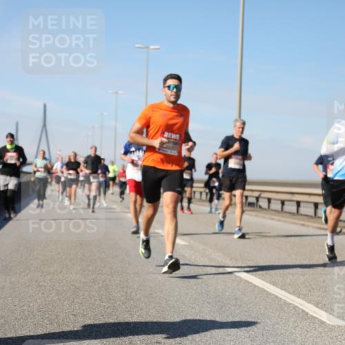 03.10.2025 - Köhlbrandbrückenlauf Yannick Fuchs http://msf.ph/oto/9191574 03.10.2025 11:52:27 Position 3  meine-sportfotos.de