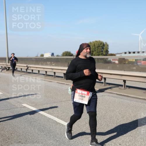03.10.2025 - Köhlbrandbrückenlauf Yannick Fuchs http://msf.ph/oto/9191576 03.10.2025 12:12:25 Position 3 5508 meine-sportfotos.de