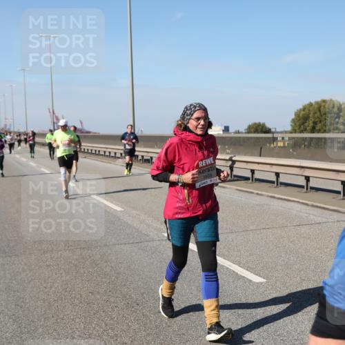 03.10.2025 - Köhlbrandbrückenlauf Yannick Fuchs http://msf.ph/oto/9191594 03.10.2025 12:12:27 Position 3 5409 meine-sportfotos.de