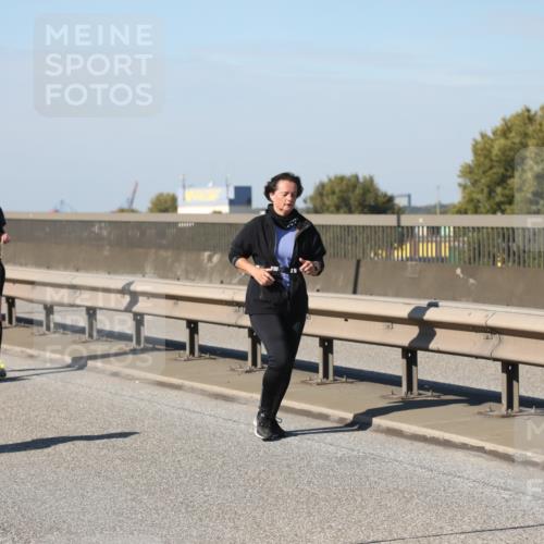 03.10.2025 - Köhlbrandbrückenlauf Yannick Fuchs http://msf.ph/oto/9191609 03.10.2025 12:12:29 Position 3  meine-sportfotos.de