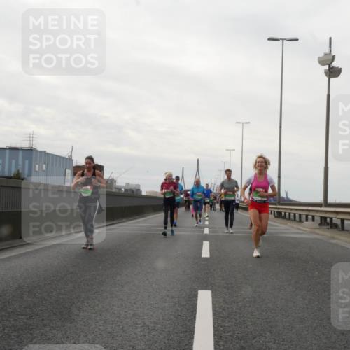 03.10.2025 - Köhlbrandbrückenlauf Matties Gatica Varas http://msf.ph/oto/9191614 03.10.2025 16:06:58 Position 3  meine-sportfotos.de