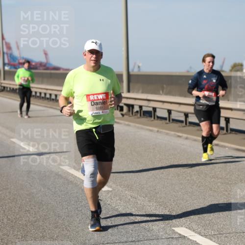 03.10.2025 - Köhlbrandbrückenlauf Yannick Fuchs http://msf.ph/oto/9191628 03.10.2025 12:12:30 Position 3 6201 meine-sportfotos.de