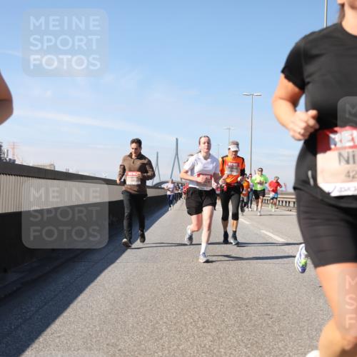 03.10.2025 - Köhlbrandbrückenlauf Yannick Fuchs http://msf.ph/oto/9191643 03.10.2025 11:52:33 Position 3 4260 meine-sportfotos.de