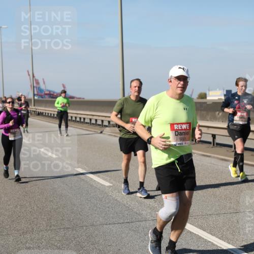 03.10.2025 - Köhlbrandbrückenlauf Yannick Fuchs http://msf.ph/oto/9191648 03.10.2025 12:12:31 Position 3 6201 meine-sportfotos.de