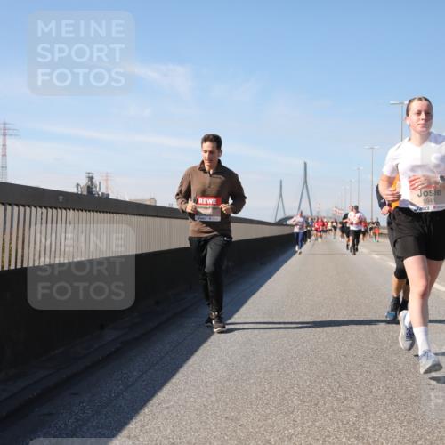03.10.2025 - Köhlbrandbrückenlauf Yannick Fuchs http://msf.ph/oto/9191661 03.10.2025 11:52:34 Position 3 5941 meine-sportfotos.de