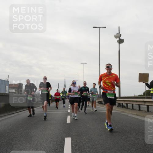 03.10.2025 - Köhlbrandbrückenlauf Matties Gatica Varas http://msf.ph/oto/9191707 03.10.2025 16:07:19 Position 3  meine-sportfotos.de