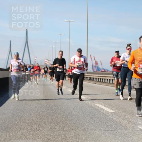 03.10.2025 - Köhlbrandbrückenlauf Yannick Fuchs http://msf.ph/oto/9191714 03.10.2025 11:52:38 Position 3 4502 meine-sportfotos.de