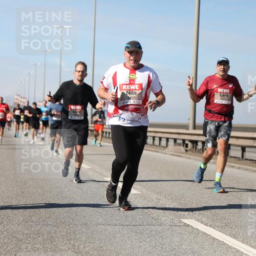 03.10.2025 - Köhlbrandbrückenlauf Yannick Fuchs http://msf.ph/oto/9191749 03.10.2025 11:52:40 Position 3 4401, 4370 meine-sportfotos.de