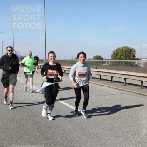 03.10.2025 - Köhlbrandbrückenlauf Yannick Fuchs http://msf.ph/oto/9191756 03.10.2025 12:12:44 Position 3  meine-sportfotos.de